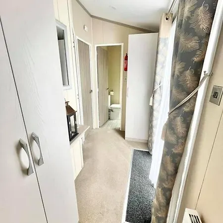 بيت للعطل 48 Pony Meadow - White Cross Bay
