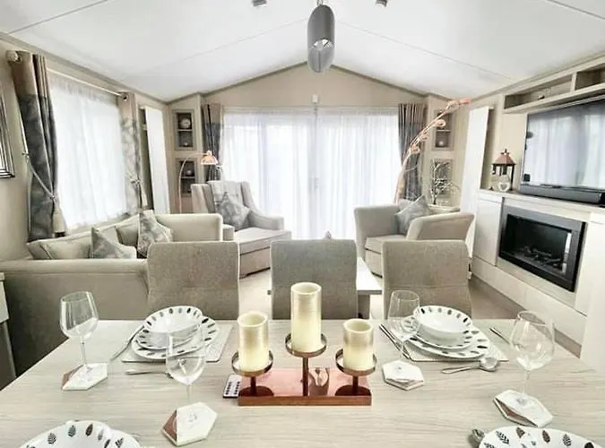 48 Pony Meadow - White Cross Bay * Windermere